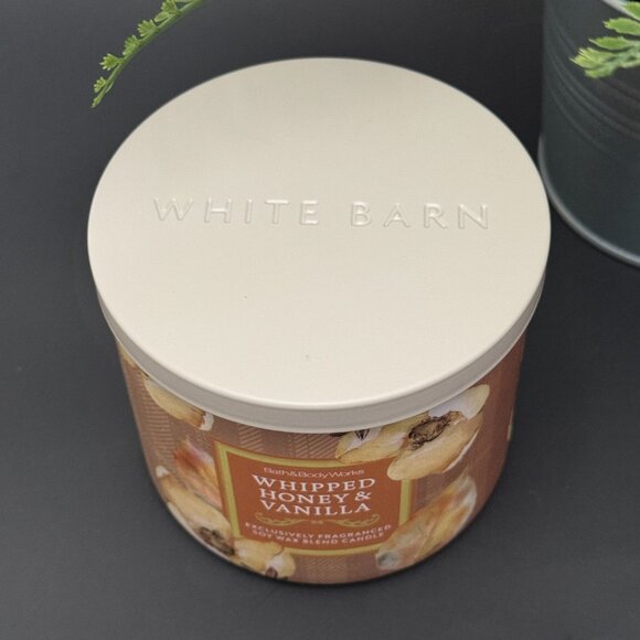 BBW Whipped Honey & Vanilla Bath & Body Works 3 Wick Candle - Picture 4 of 10